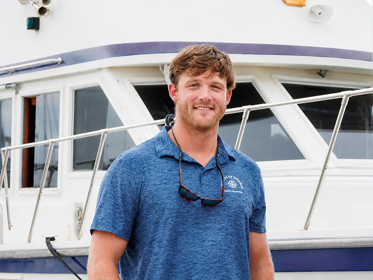 Zan White captain and deckhand of Southern Wonder Yacht Charters